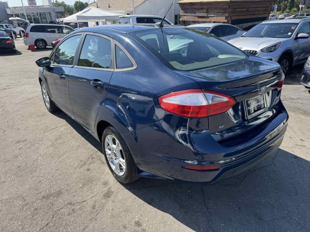 2016 Ford Fiesta Image 4