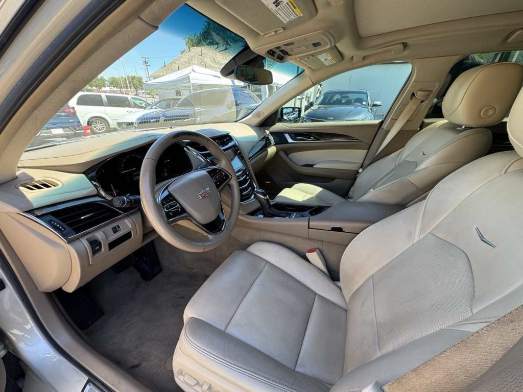 2016 Cadillac CTS Image 9
