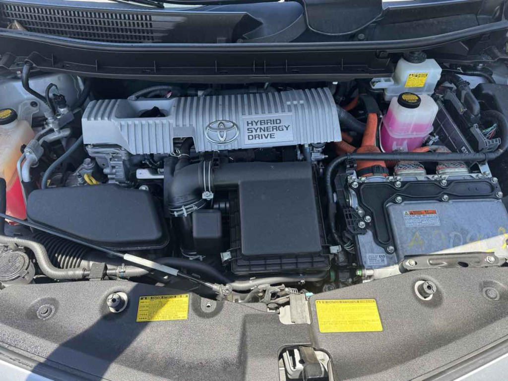 2012 Toyota Prius Image 17