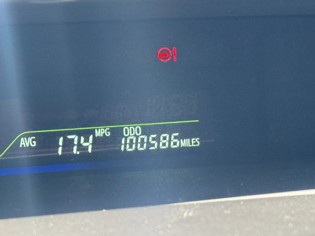 2012 Toyota Prius Image 23