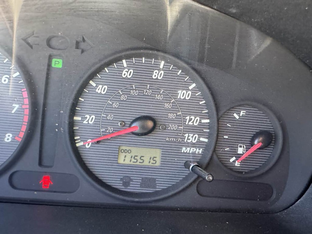 2002 Hyundai Santa Fe Image 16