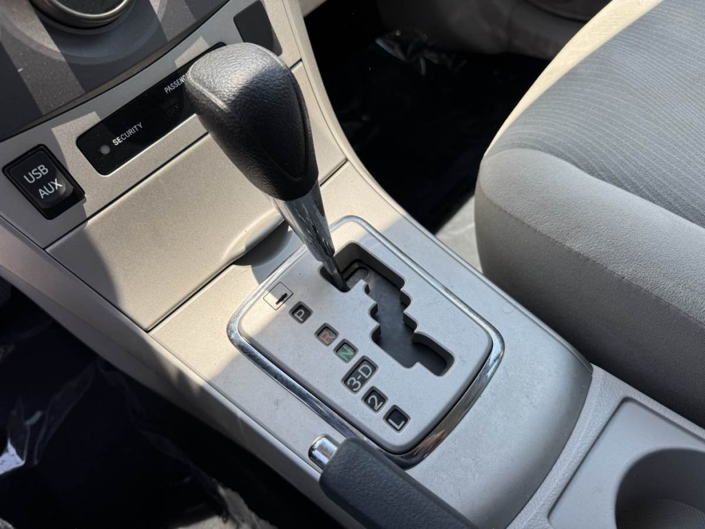 2012 Toyota Corolla Image 12