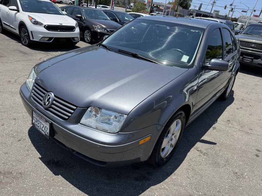 2003 Volkswagen Jetta Image 1