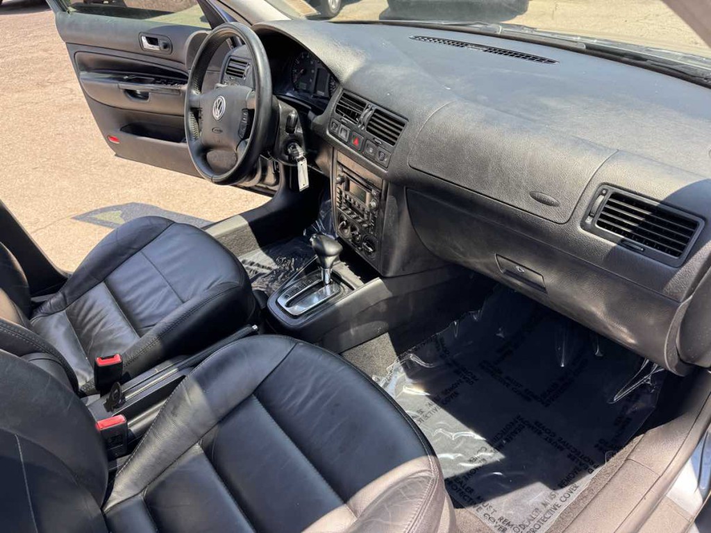 2003 Volkswagen Jetta Image 13