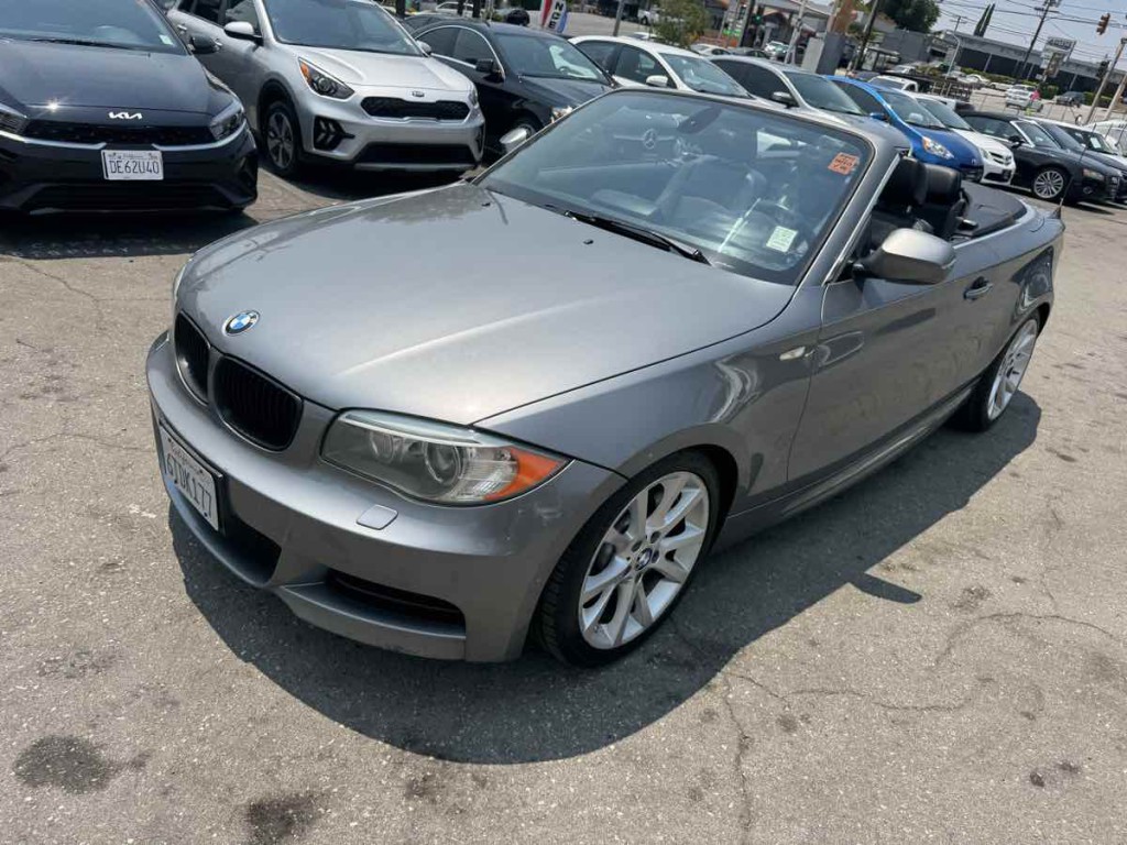 2012 BMW 1 Series Image 3
