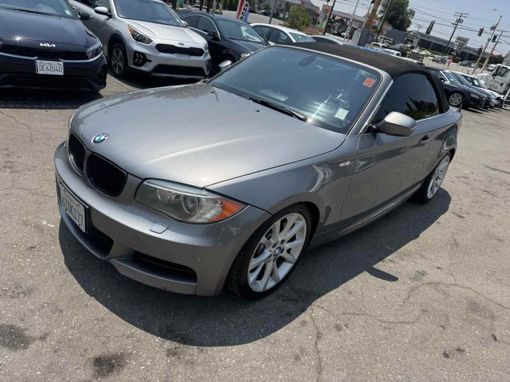 2012 BMW 1 Series Image 8