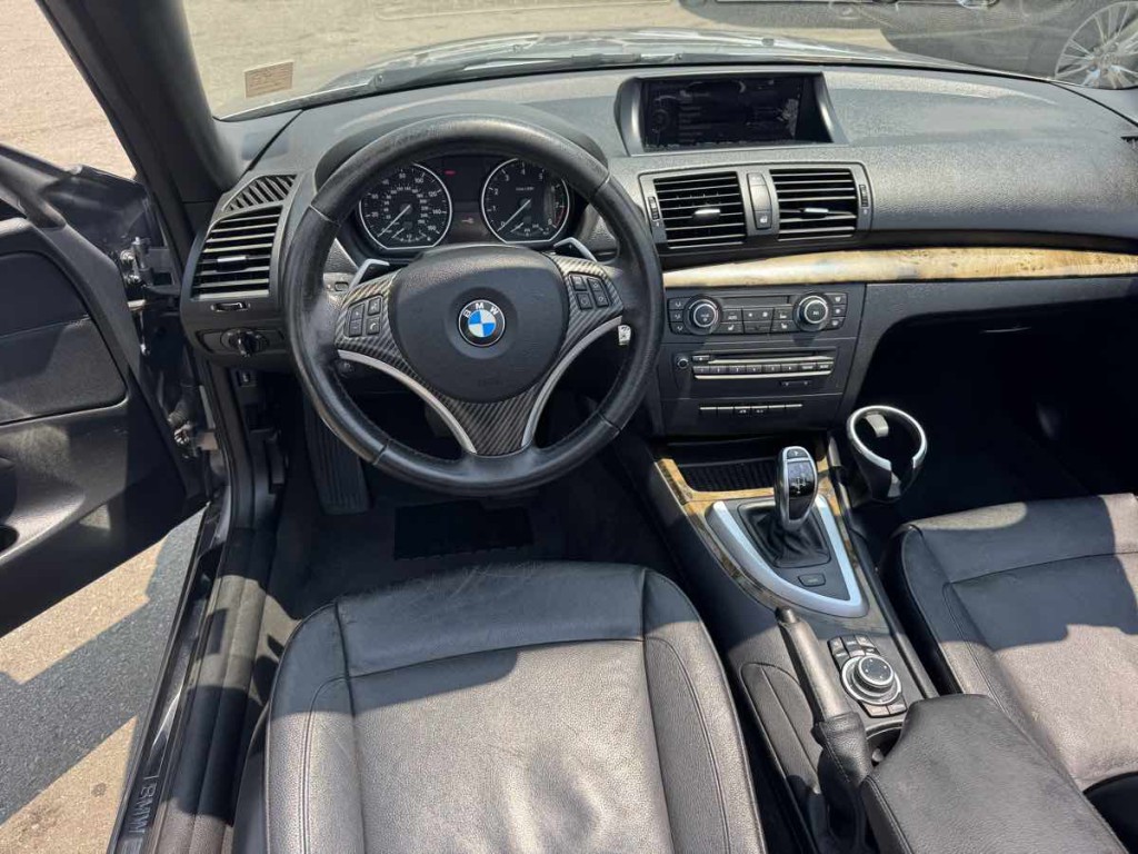 2012 BMW 1 Series Image 16