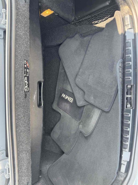 2012 BMW 1 Series Image 25