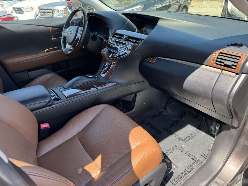 2013 Lexus RX 450h Image 13