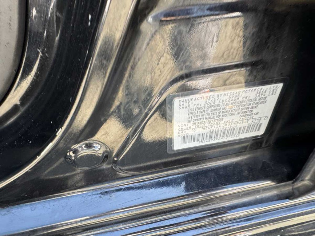 2017 Nissan Sentra Image 19