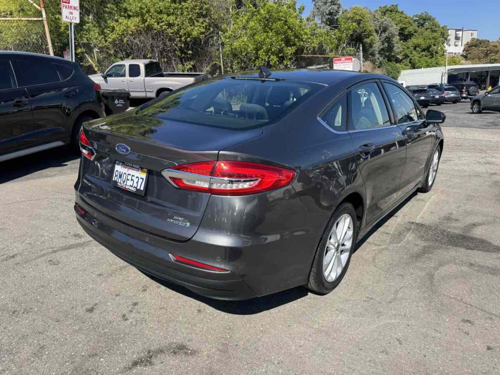 2019 Ford Fusion Image 7