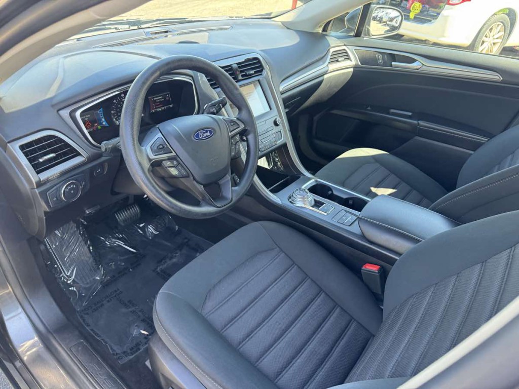 2019 Ford Fusion Image 11