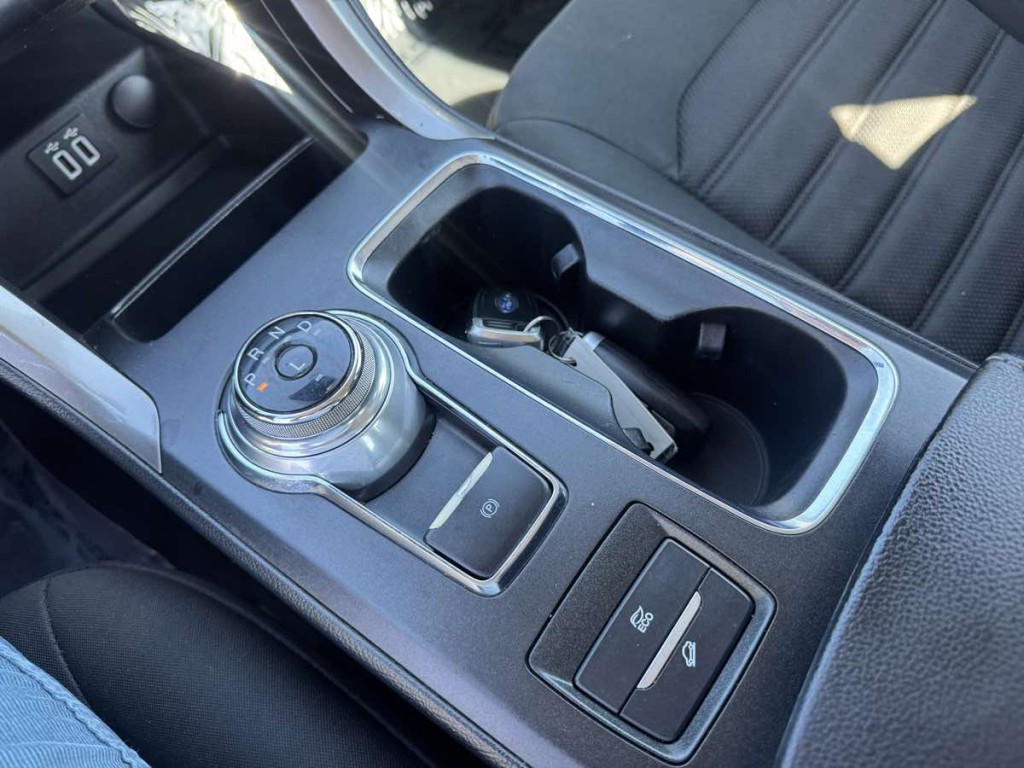2019 Ford Fusion Image 17
