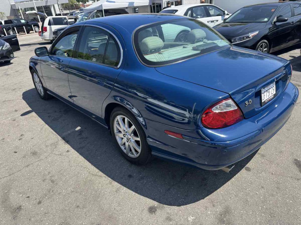 2002 Jaguar S-TYPE Image 4