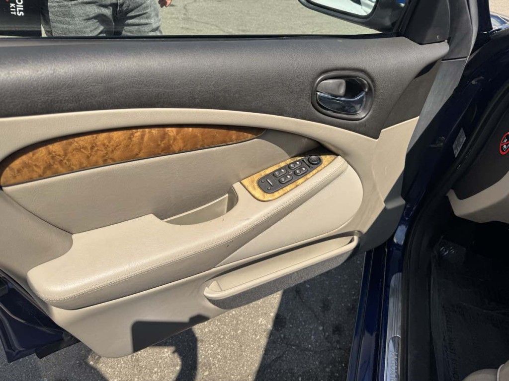 2002 Jaguar S-TYPE Image 8