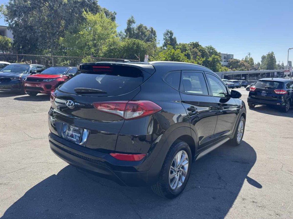 2017 Hyundai Tucson Image 3