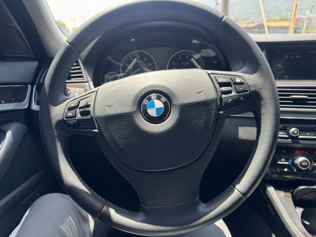 2014 BMW 5 Series Image 37