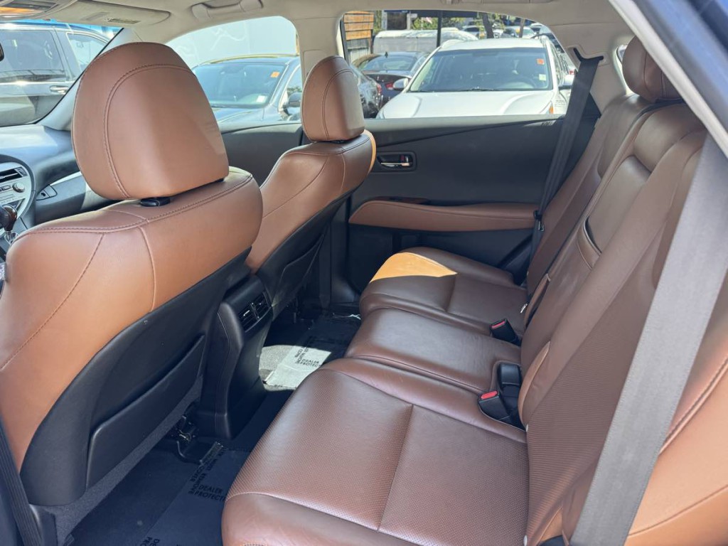 2015 Lexus RX 450h Image 14