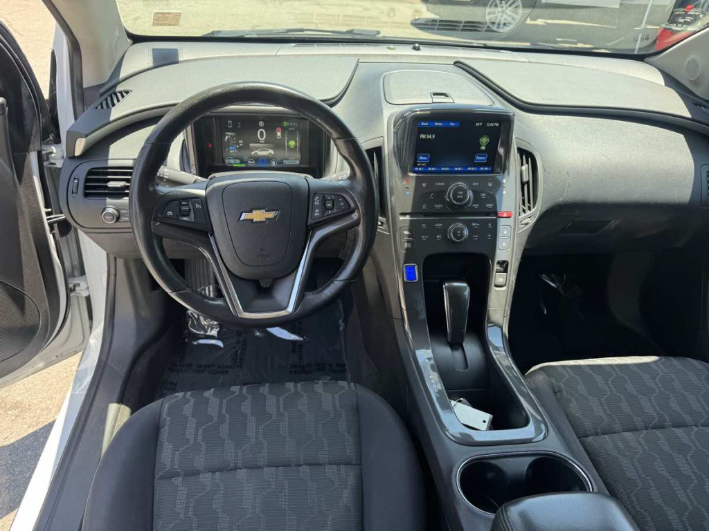 2014 Chevrolet Volt Image 17