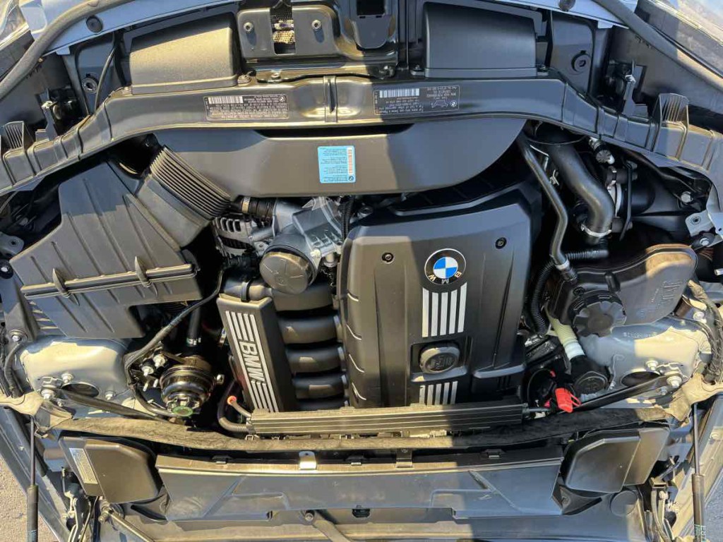 2011 BMW 1 Series Image 9