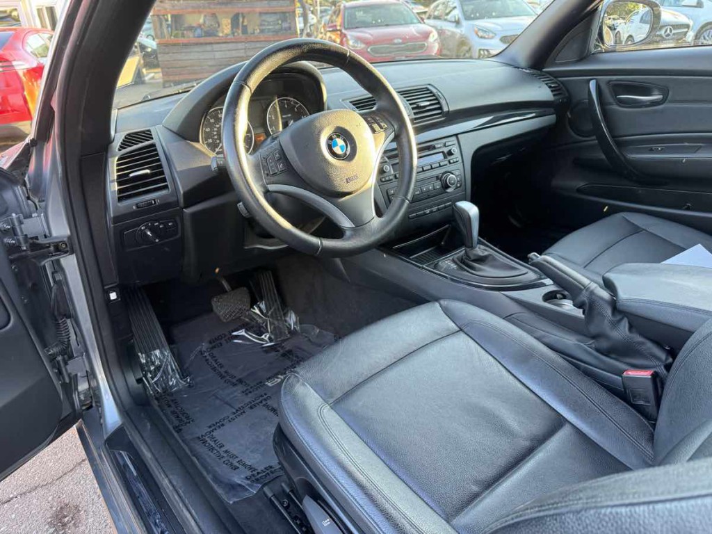 2011 BMW 1 Series Image 11