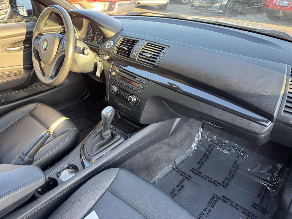2011 BMW 1 Series Image 13