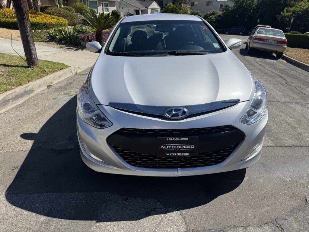 2015 Hyundai Sonata Image 2