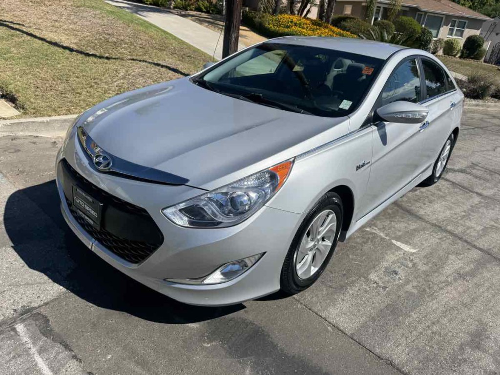 2015 Hyundai Sonata Image 3