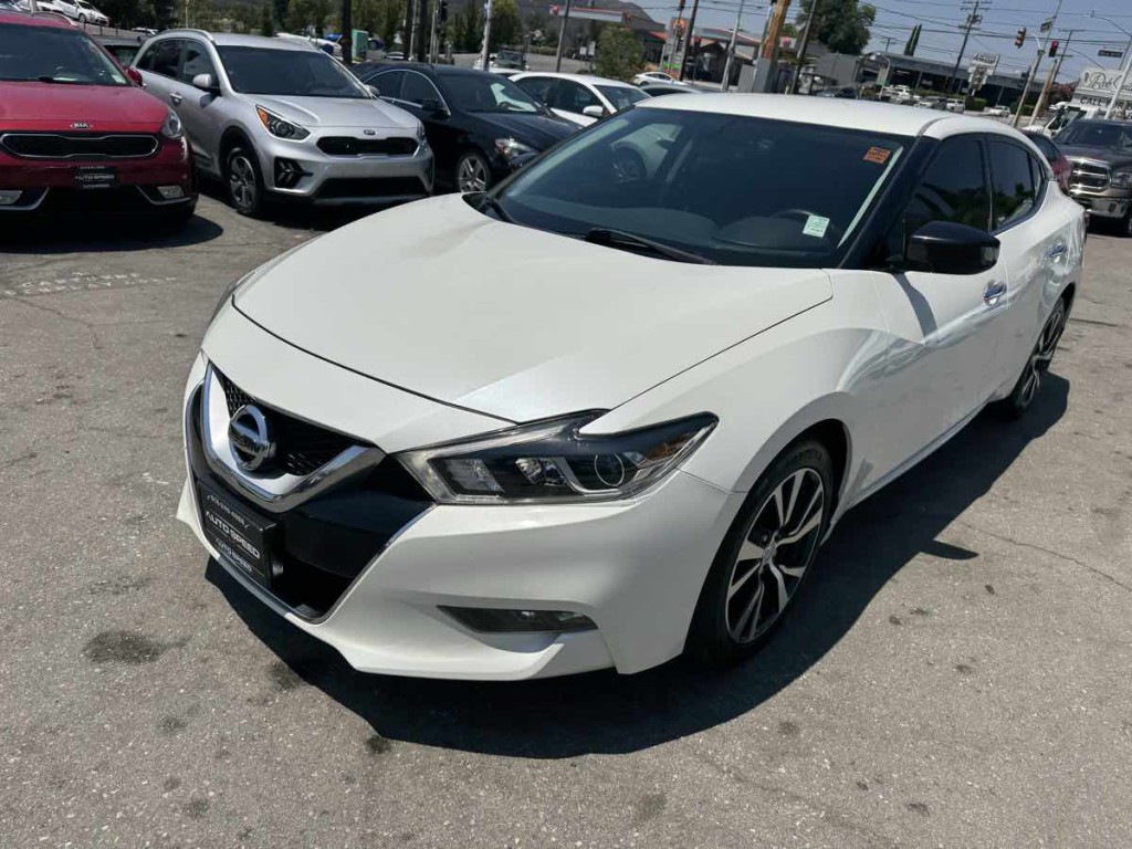 2016 Nissan Maxima Image 3