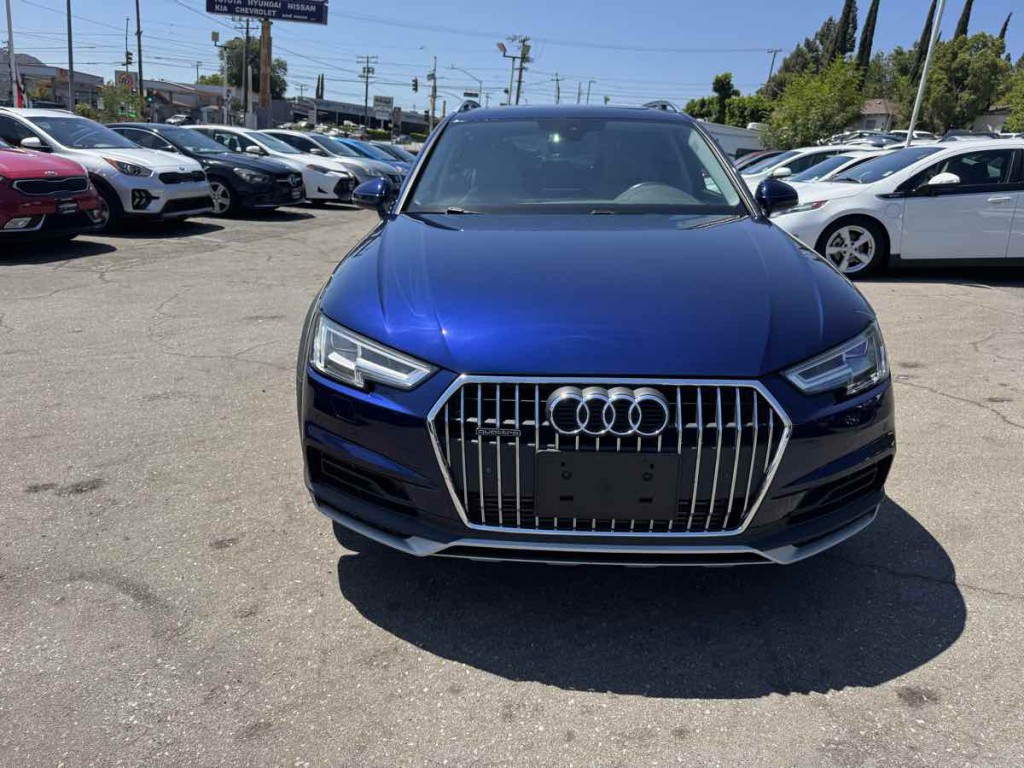 2019 Audi A4 Image 2