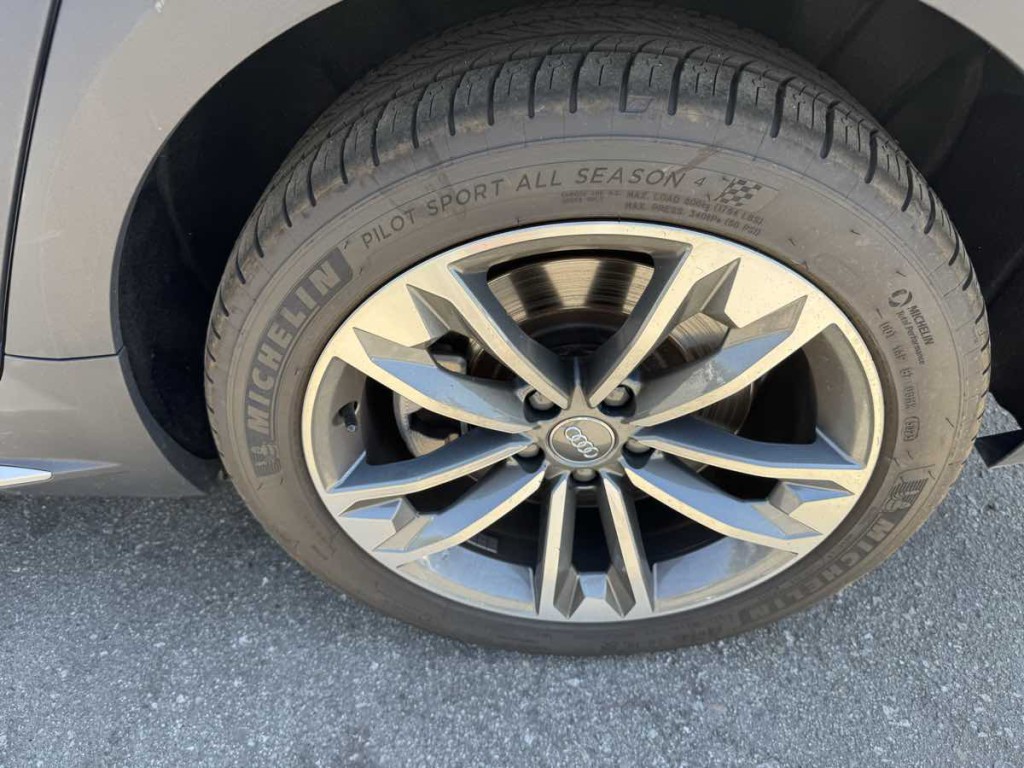2019 Audi A4 Image 7