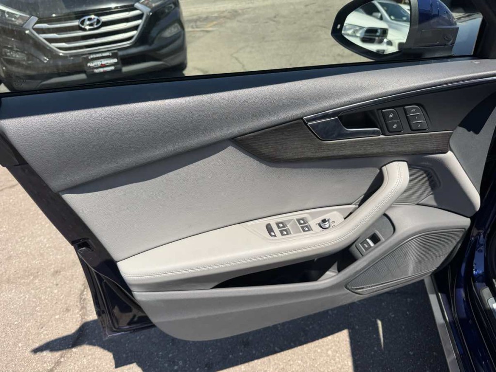 2019 Audi A4 Image 15