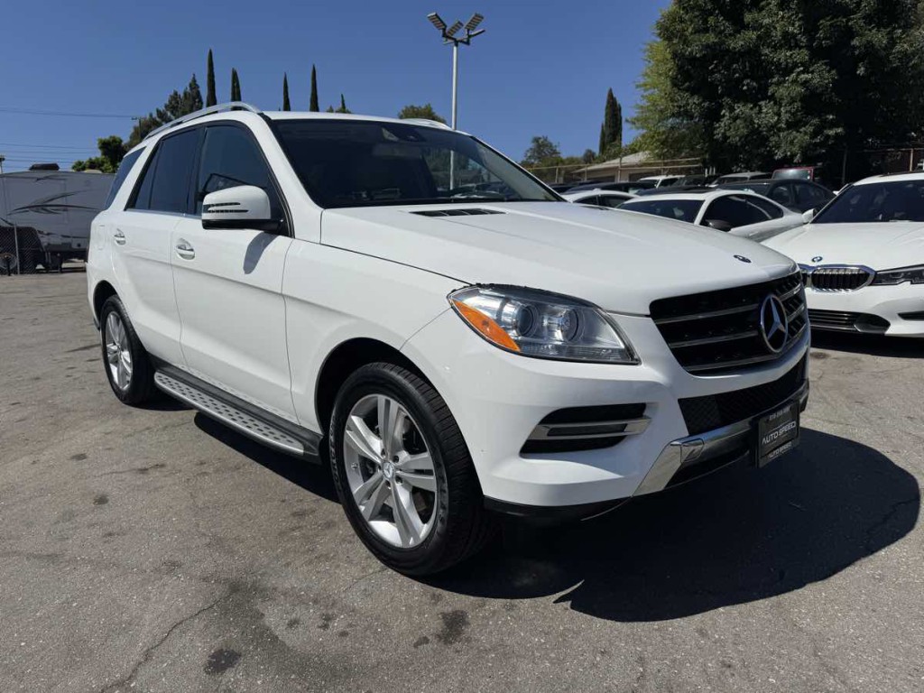 2015 Mercedes-Benz M-Class Image 1