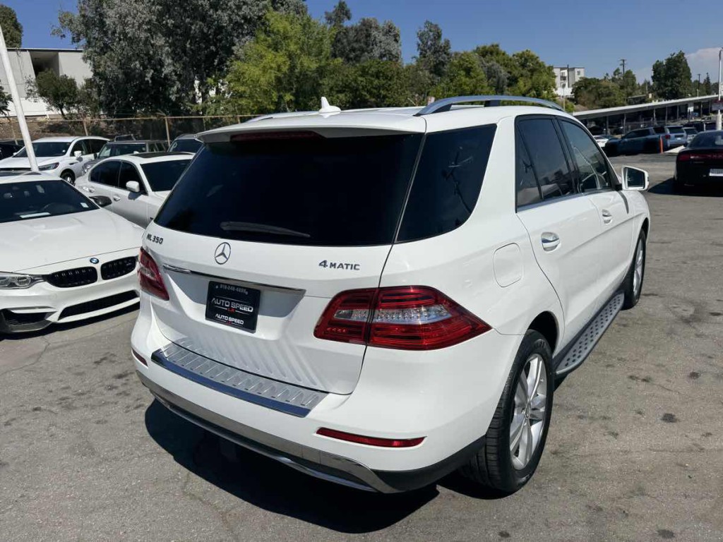 2015 Mercedes-Benz M-Class Image 8