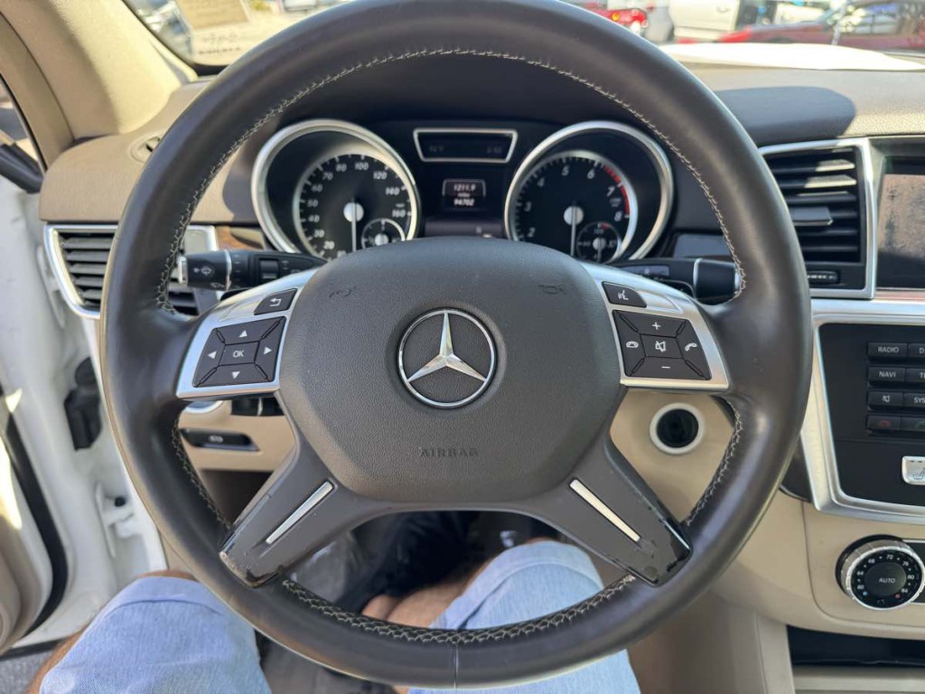 2015 Mercedes-Benz M-Class Image 16
