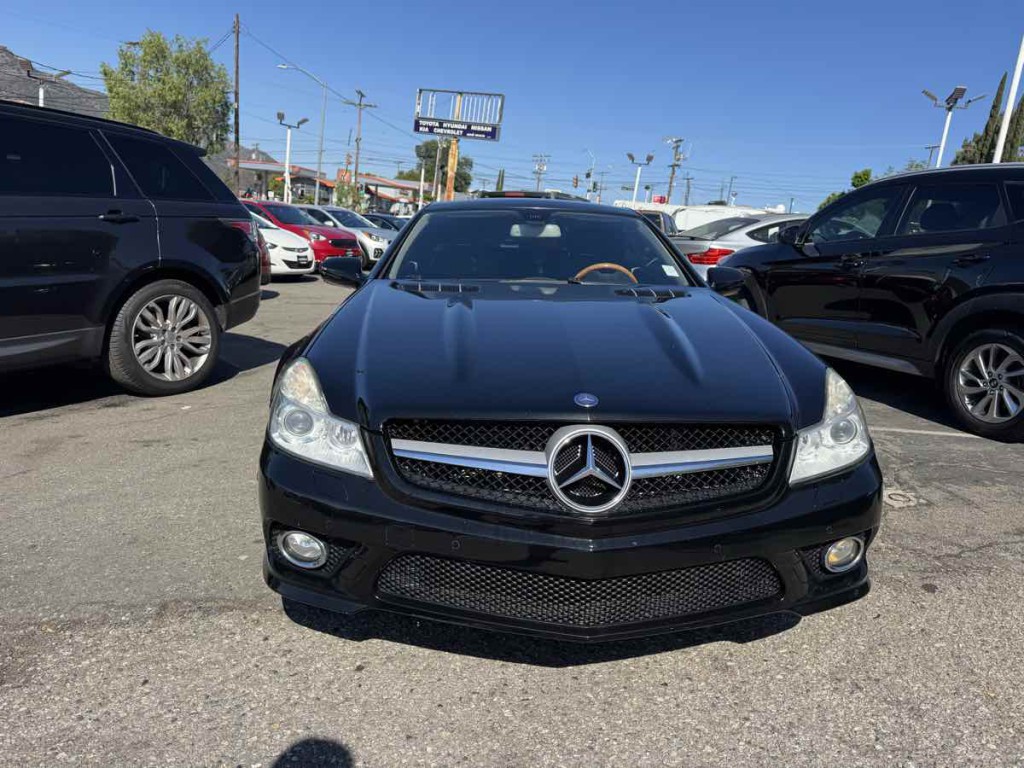 2009 Mercedes-Benz SL-Class Image 2