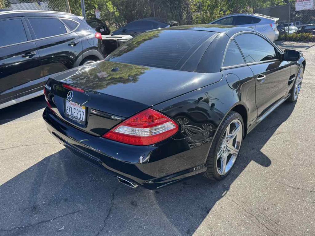 2009 Mercedes-Benz SL-Class Image 7