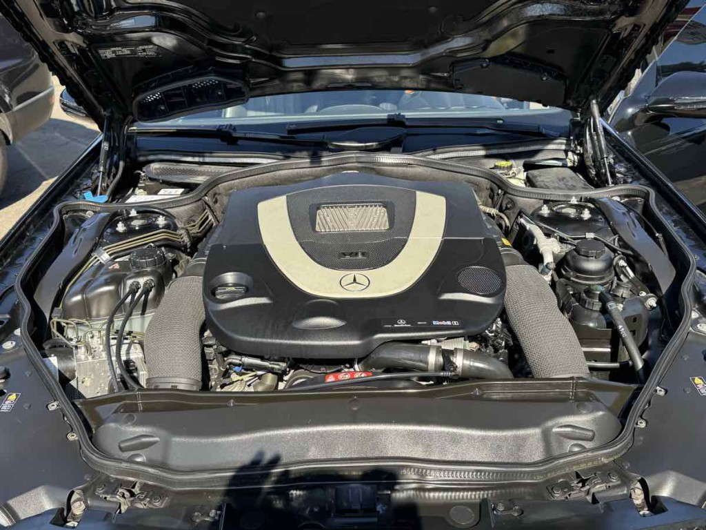 2009 Mercedes-Benz SL-Class Image 14