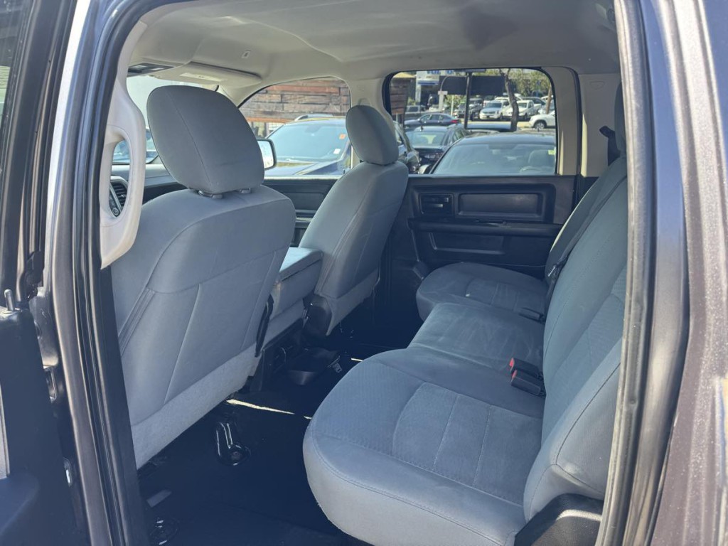 2017 RAM 1500 Image 14