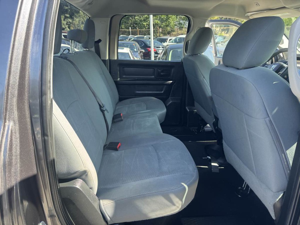 2017 RAM 1500 Image 16