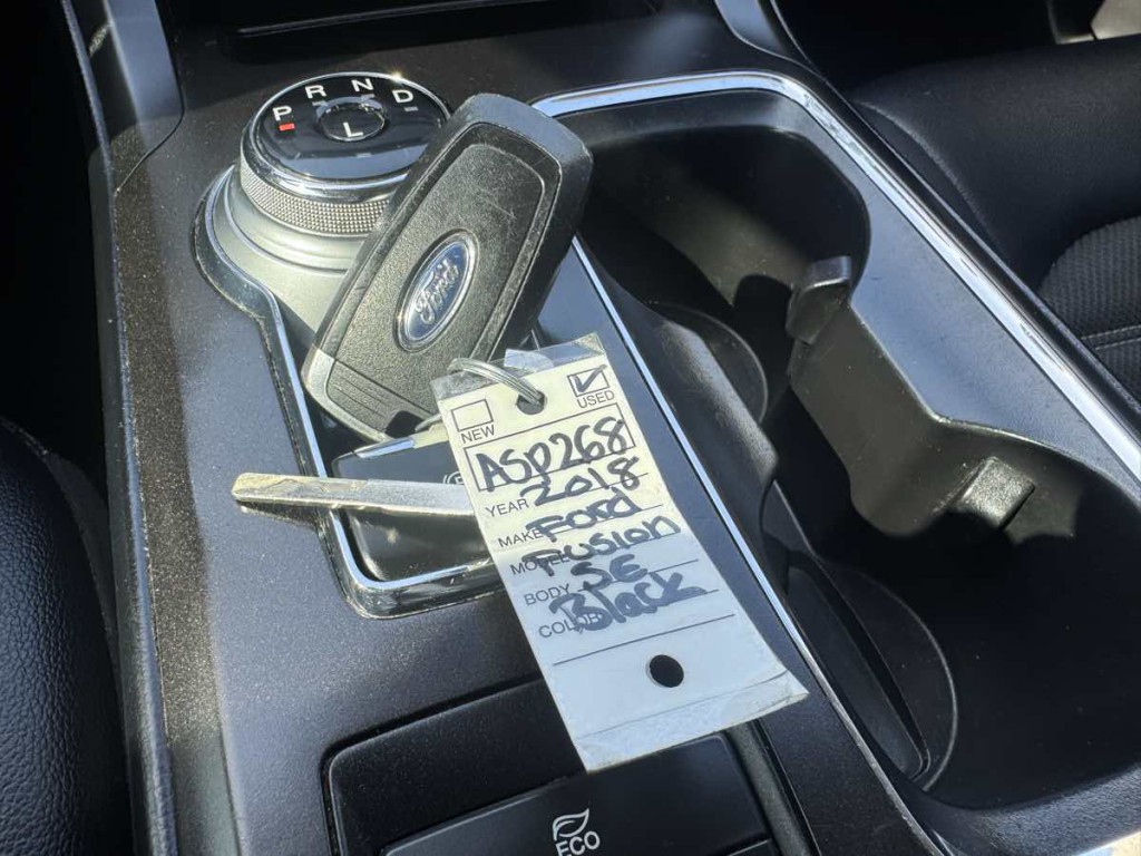 2018 Ford Fusion Image 21