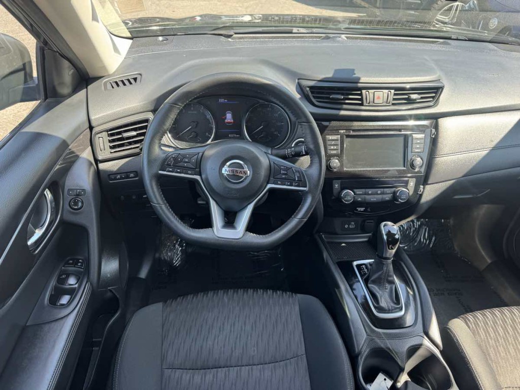 2020 Nissan Rogue Image 8