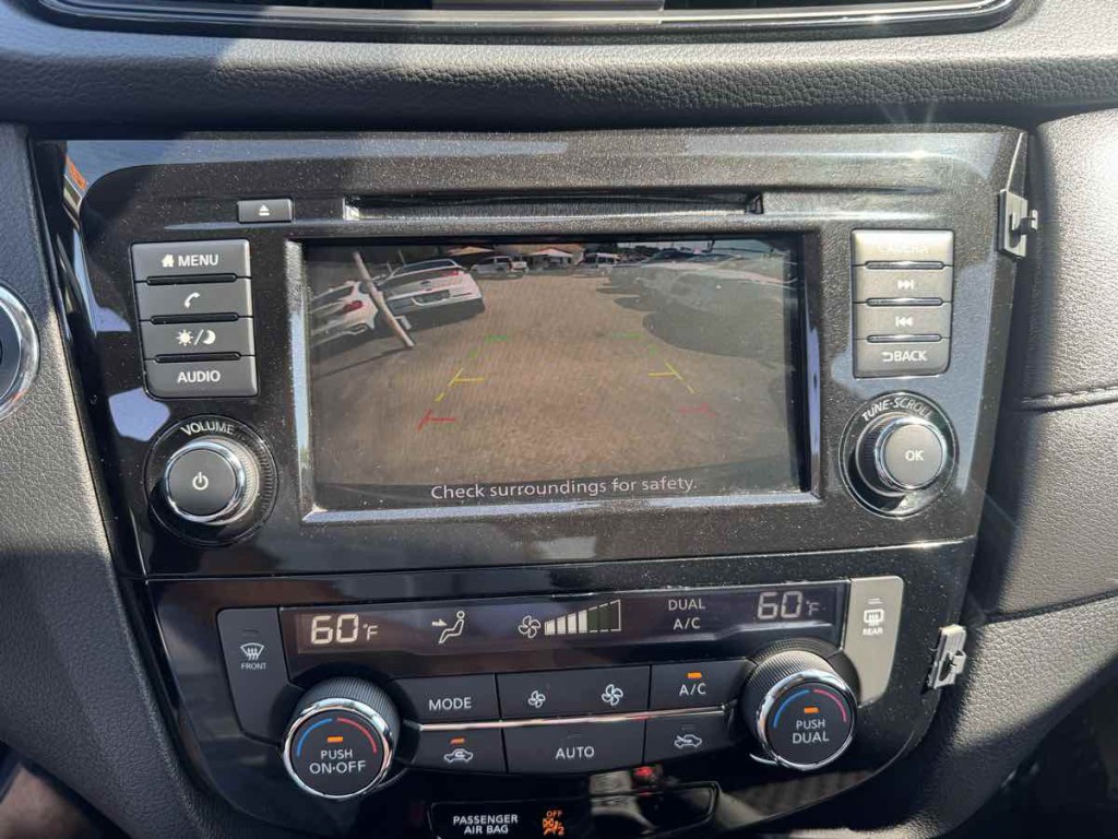 2020 Nissan Rogue Image 10