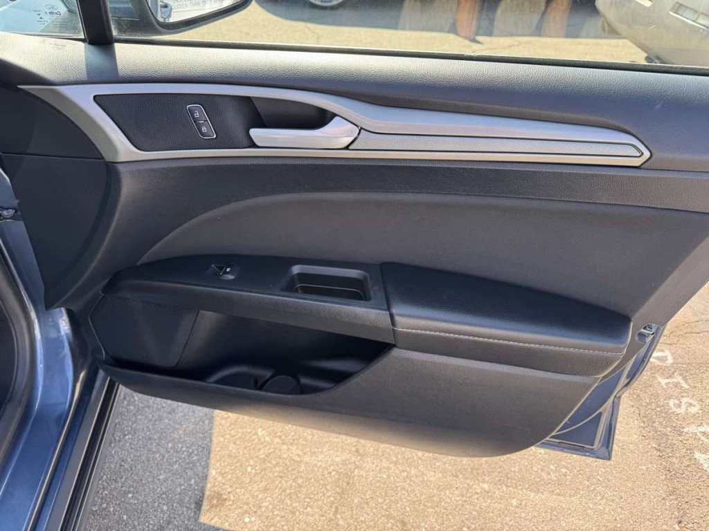 2019 Ford Fusion Image 11