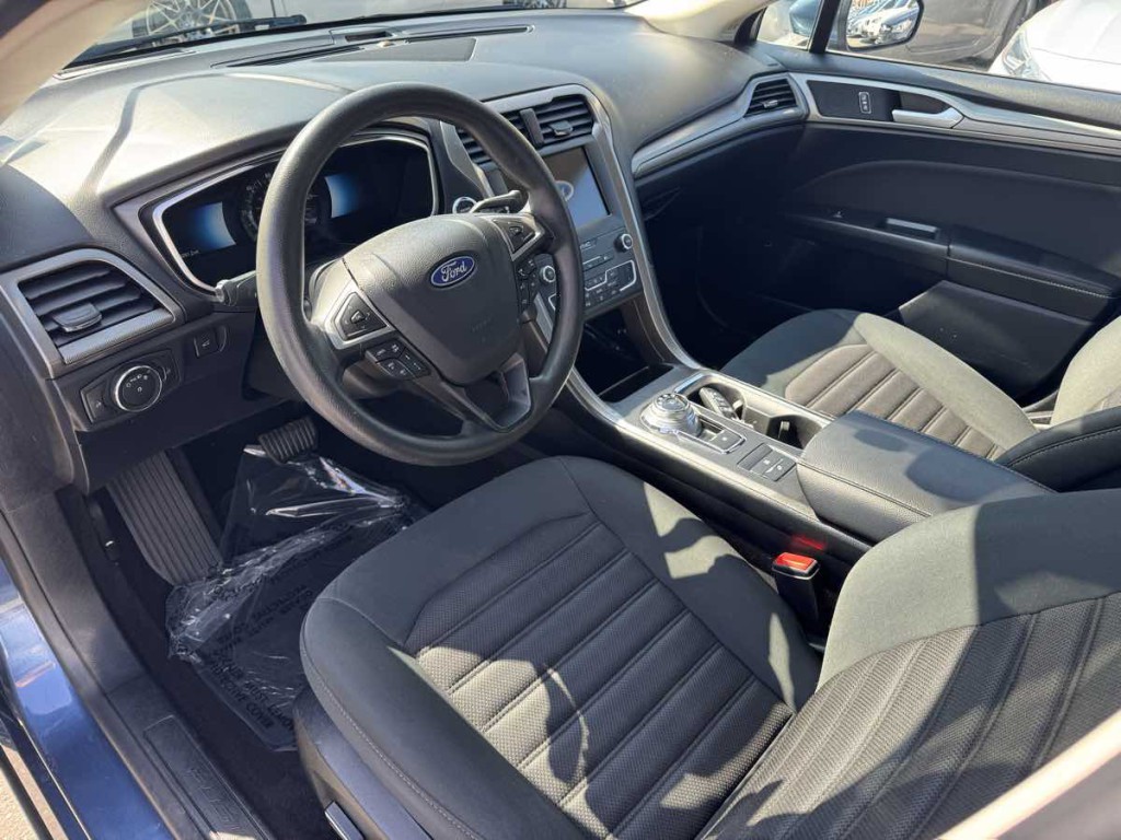 2019 Ford Fusion Image 18