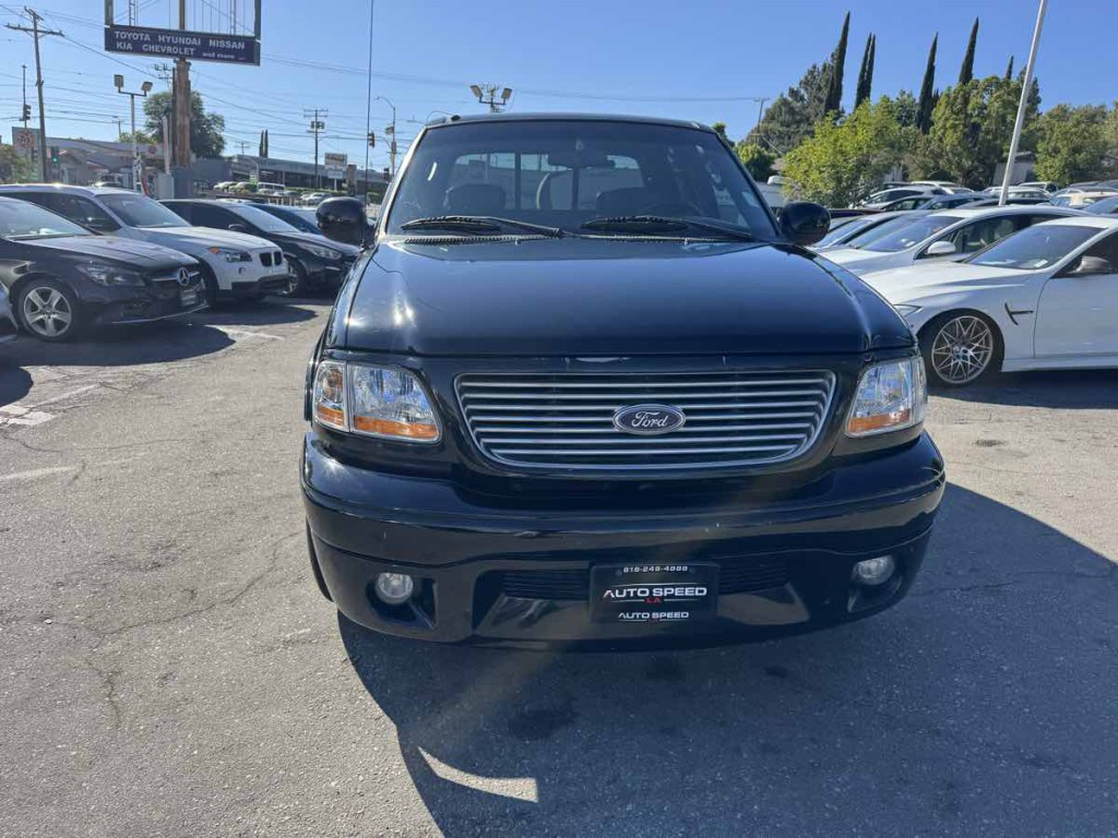 2003 Ford F-150 Image 2