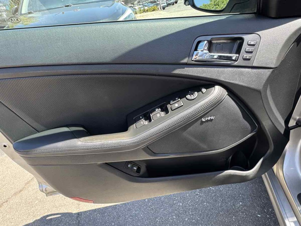 2012 Kia Optima Image 9