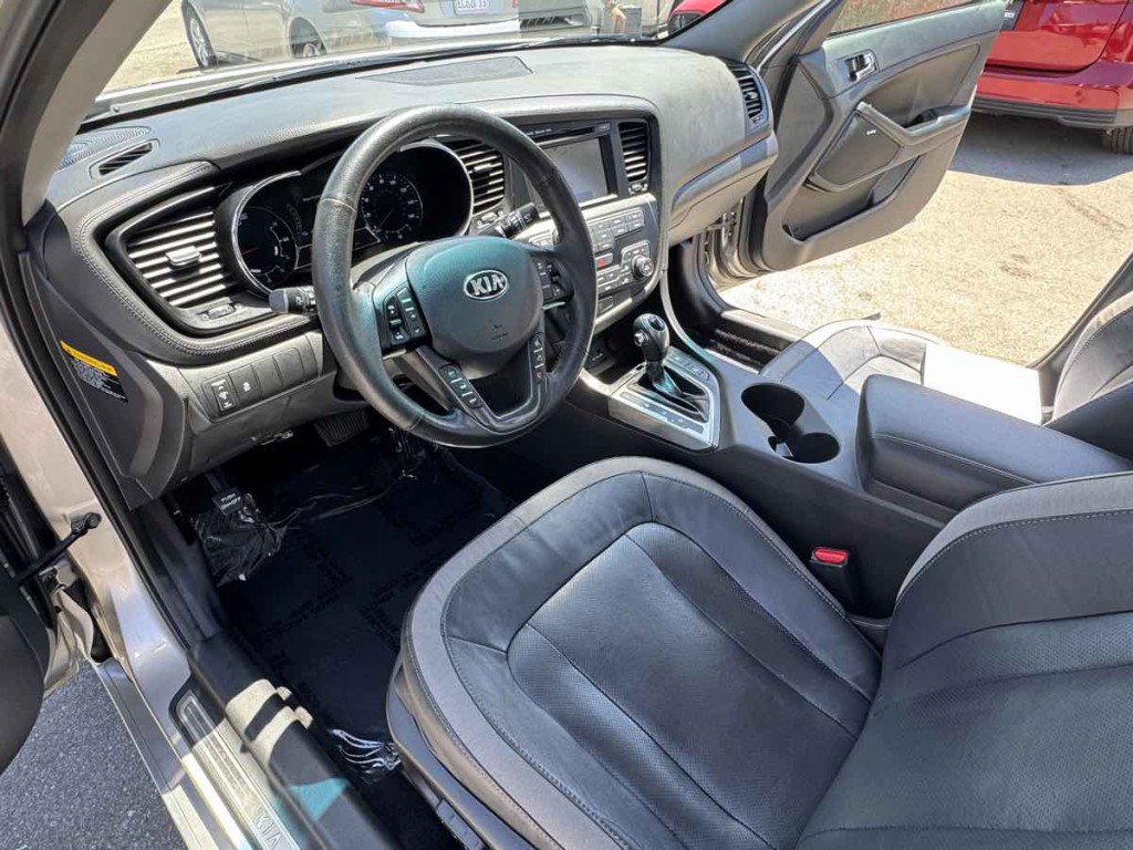 2012 Kia Optima Image 10