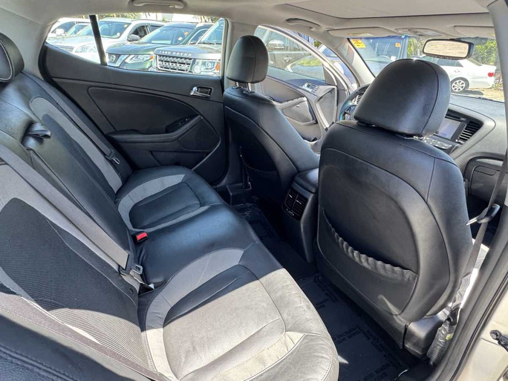 2012 Kia Optima Image 15