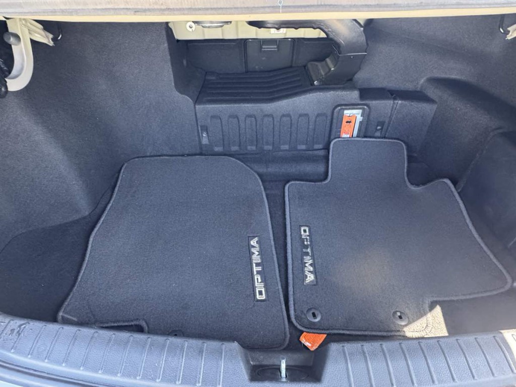 2012 Kia Optima Image 19